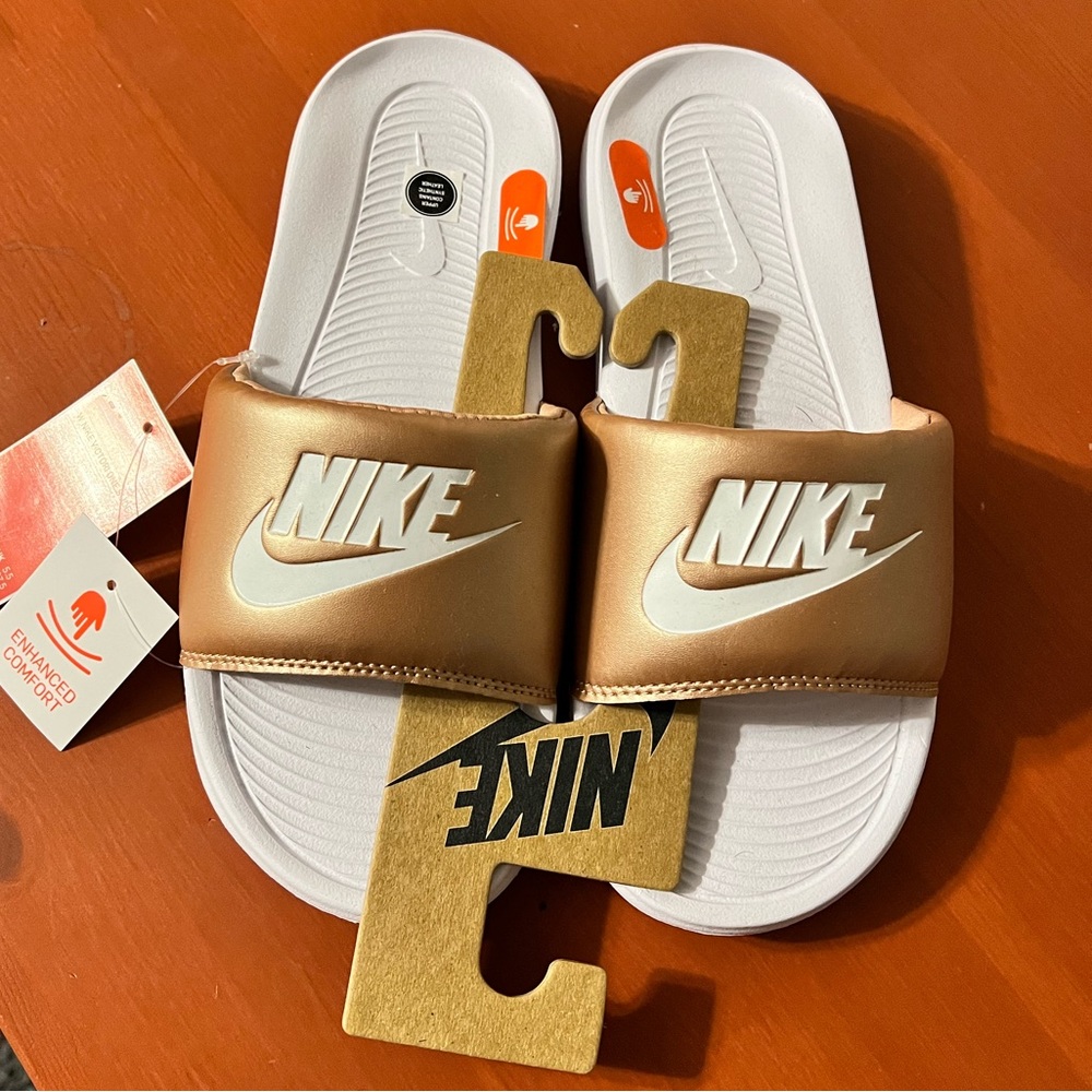NIKE Women’s Victori One Slides - Size 8 - Red Bronze